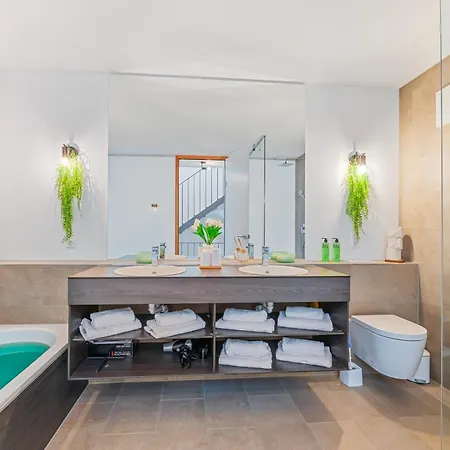 Deluxe Penthouse 23i - Seesicht - Billiard - Tischkicker - Bbq - Air Hockey - Panorama Exklusive *